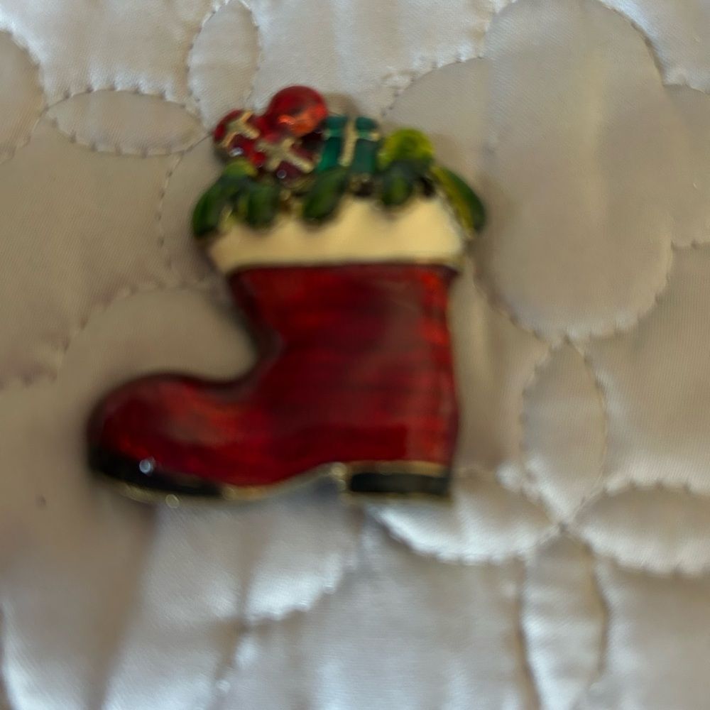 Source Unknown Red and Green Holiday Boot Brooch